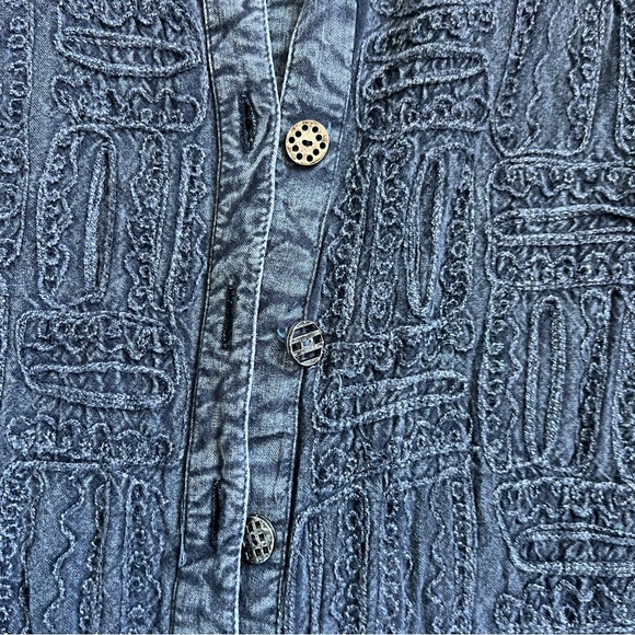 Parsley and Sage Boho Button Down Embroidered Shirt, Women’s Small. 100% Rayon. - Picture 4 of 9